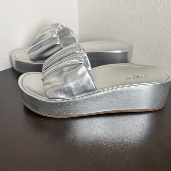 AEROSOLES Silver Ruched Slide Mules - Picture 2 of 11